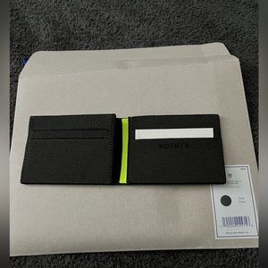 Rothy’s dark forest minimalist wallet